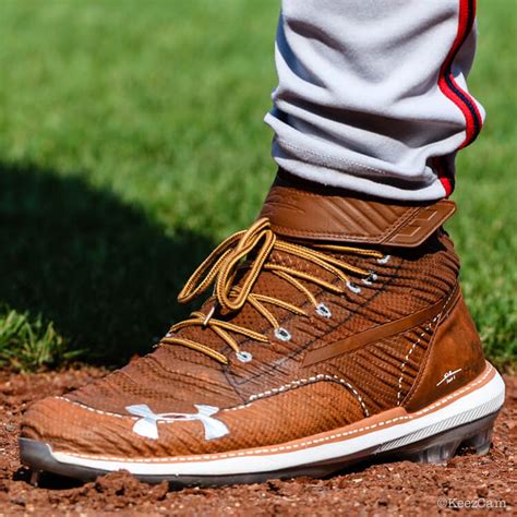 bryce harper cleats molded.